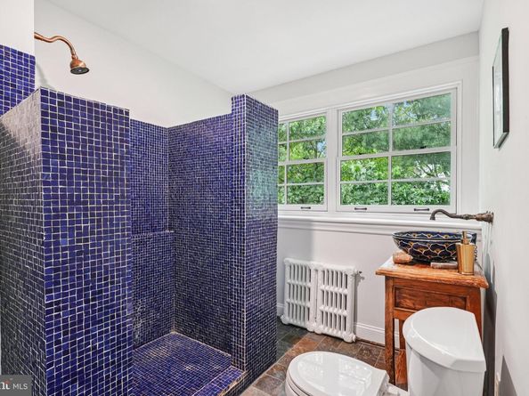 614 E Vernon Road, Philadelphia PA 19119