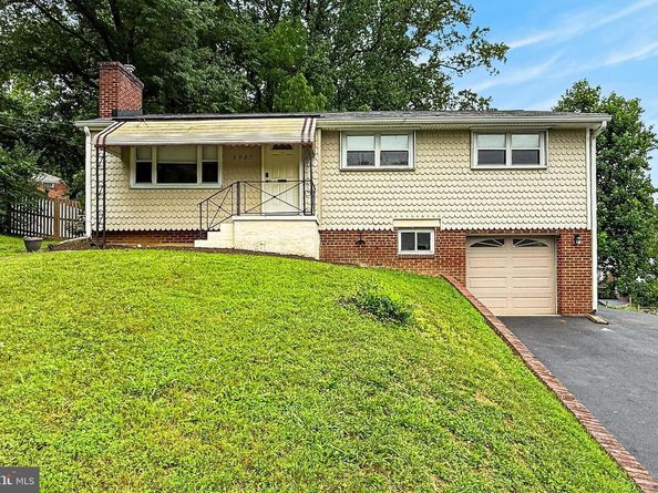 6927 Fern Lane, Annandale VA 22003