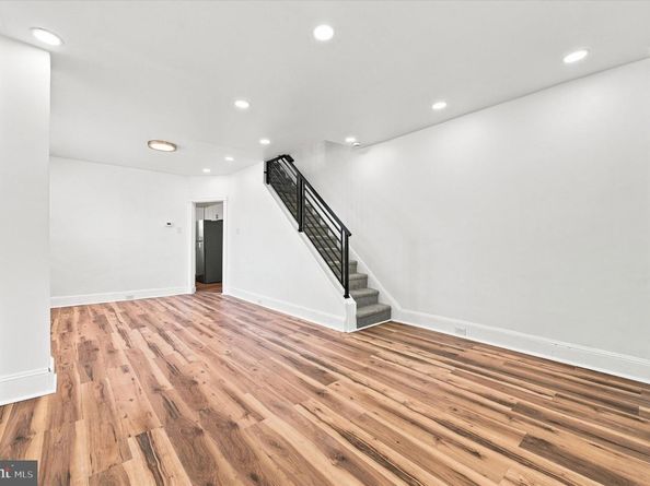 5767 N Beechwood, Philadelphia PA 19138