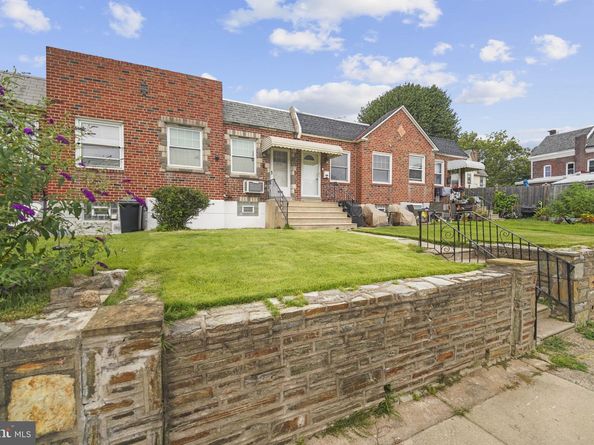 6834 Walker Street, Philadelphia PA 19135