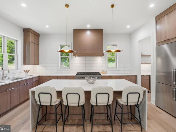 3020 Castle Road, Falls Church VA 22044
