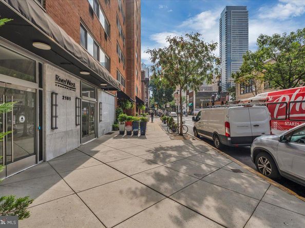 2101 Chestnut Street 213, Philadelphia PA 19103