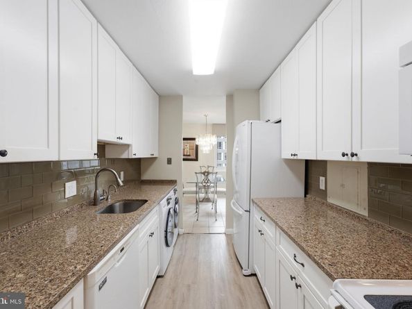 1901 John F Kennedy Boulevard 906, Philadelphia PA 19103