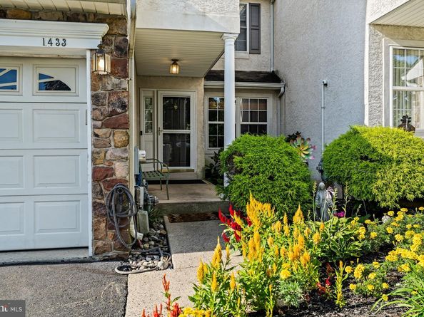 1433 Heron Way, Chalfont PA 18914