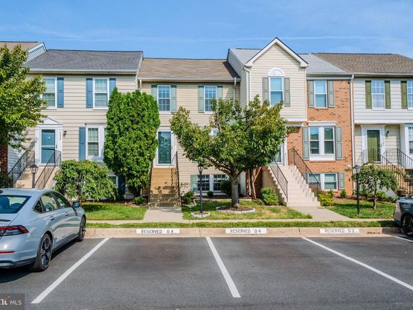 45328 Gable Square, Sterling VA 20164