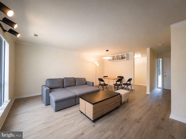 1795 Westwind Way 51, Mclean VA 22102