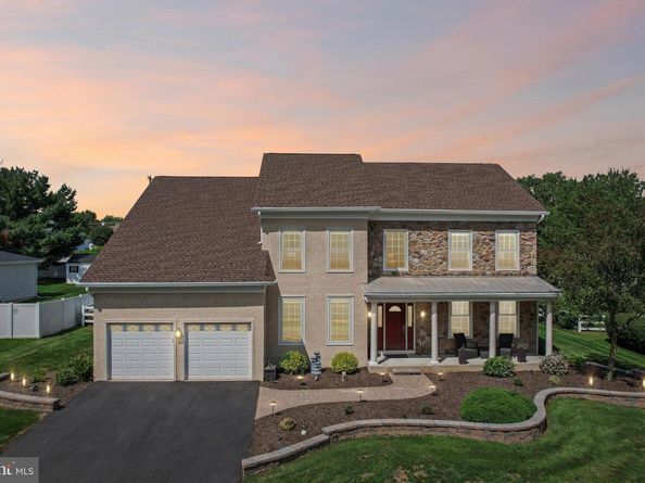 1096 Lily Pond Lane, Yardley PA 19067