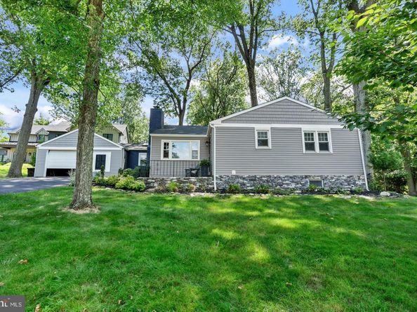 305 Irish Road, Berwyn PA 19312