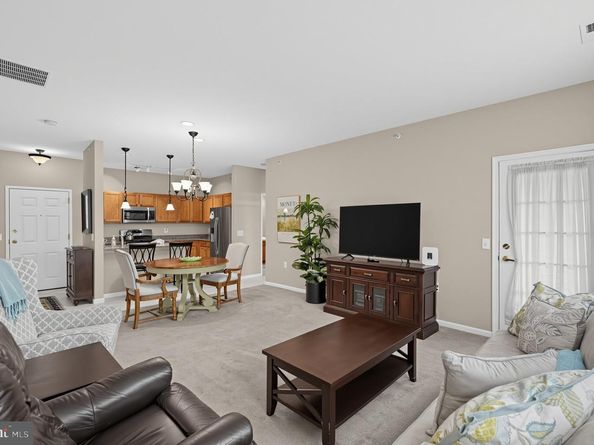 2106 Knox 2106, Warwick PA 18974