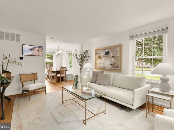 3373 S Wakefield Street B, Arlington VA 22206