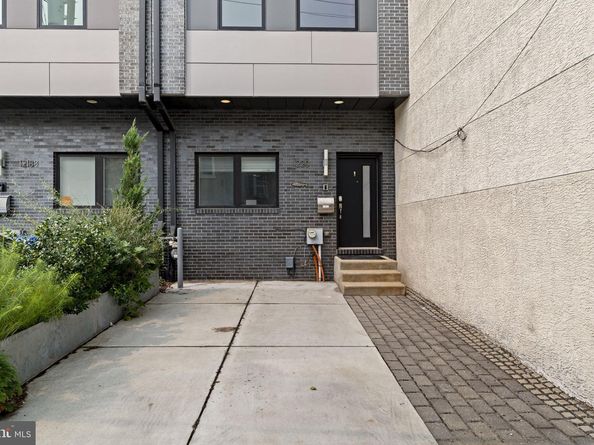 1220 Crease Street, Philadelphia PA 19125