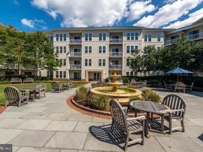 400 Cameron Station 421, Alexandria VA 22304