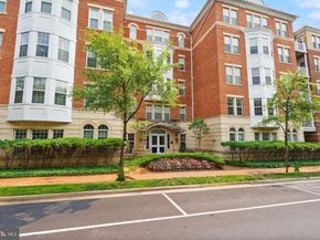 400 Cameron Station 421, Alexandria VA 22304