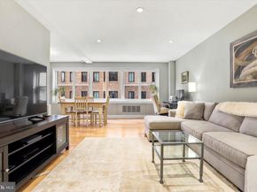 220 W Rittenhouse Square 5D, Philadelphia PA 19103