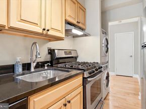 220 W Rittenhouse Square 5D, Philadelphia PA 19103
