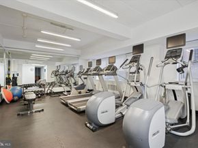 220 W Rittenhouse Square 5D, Philadelphia PA 19103