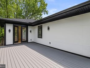 103 Saint Andrews Drive NE, Vienna VA 22180