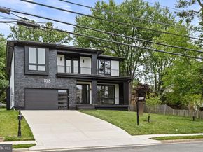 103 Saint Andrews Drive NE, Vienna VA 22180