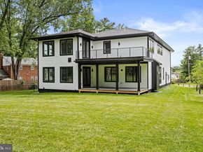 103 Saint Andrews Drive NE, Vienna VA 22180