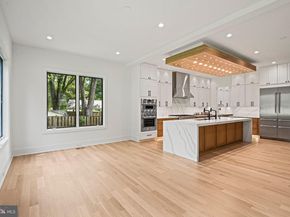103 Saint Andrews Drive NE, Vienna VA 22180