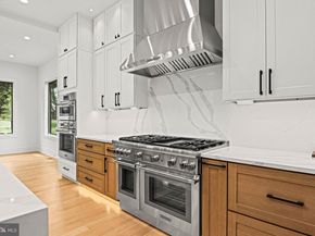 103 Saint Andrews Drive NE, Vienna VA 22180