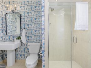 2109 10TH Street NW G01, Washington DC 20001