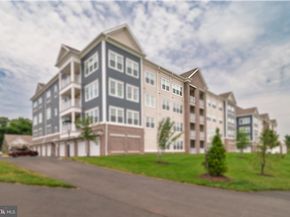 21630 Hawksbill High Circle 405, Sterling VA 20164