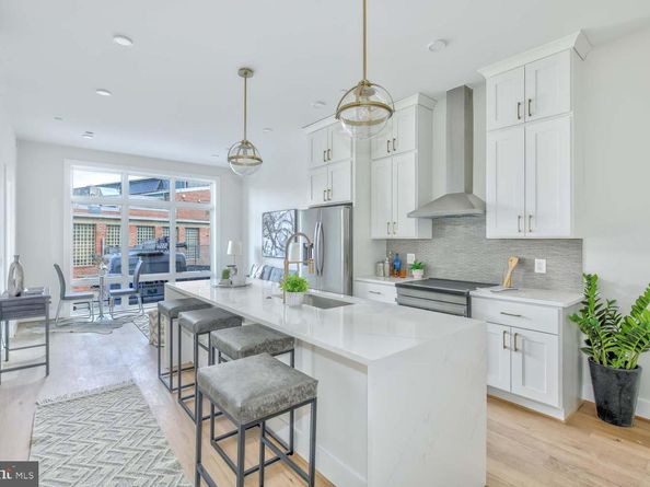 4347 Harrison Street NW FOUR, Washington DC 20015