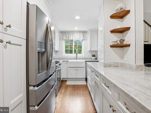 3128 Martha Custis Drive, Alexandria VA 22302