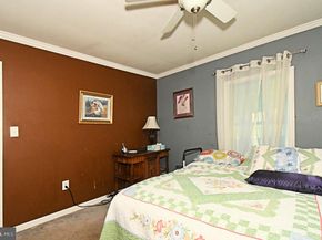 70 Tall Pine Lane, Levittown PA 19054