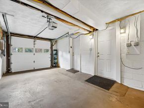 5735 Bradley Boulevard, Bethesda MD 20814