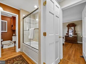 5735 Bradley Boulevard, Bethesda MD 20814