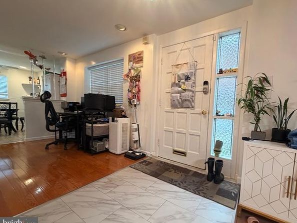 810 Kendrick Street, Philadelphia PA 19111