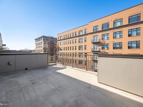 422 Stabler Lane, Alexandria VA 22304