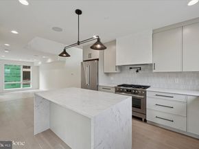 610 N Brenna Walk, Philadelphia PA 19123