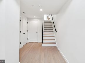 610 N Brenna Walk, Philadelphia PA 19123