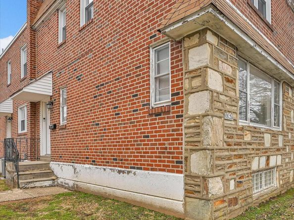 1826 Fox Chase Road, Philadelphia PA 19152