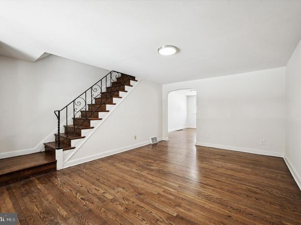 225 N Bishop, Clifton Heights PA 19018