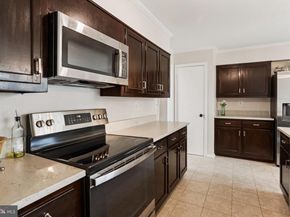 10233 Gainsborough, Potomac MD 20854