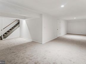 10233 Gainsborough, Potomac MD 20854