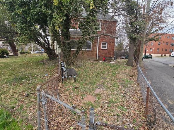 201 34TH Street NE, Washington DC 20019