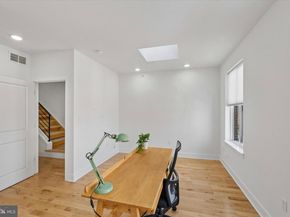 2720 W Cabot Street, Philadelphia PA 19121