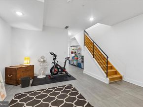 2720 W Cabot Street, Philadelphia PA 19121
