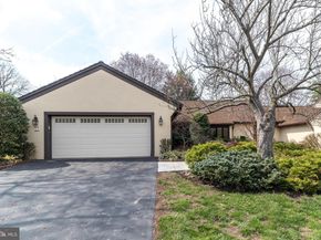 11 Steeplechase Lane, Blue Bell PA 19422