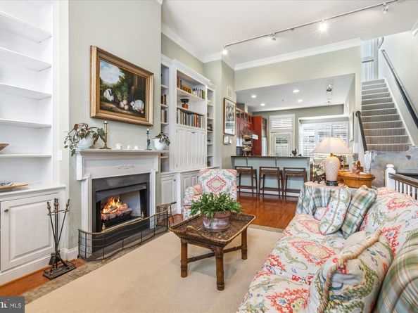 610 Tivoli Passage Way, Alexandria VA 22314