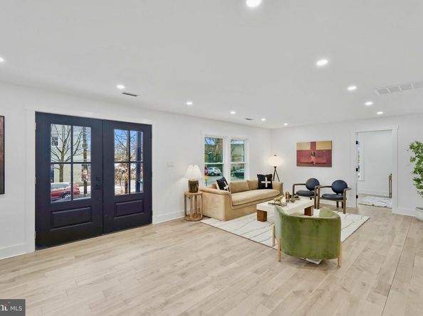 1355 Longfellow Street NW, Washington DC 20011