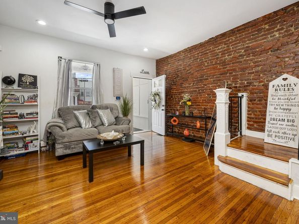 5729 Christian Street, Philadelphia PA 19143