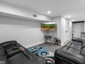 5729 Christian Street, Philadelphia PA 19143