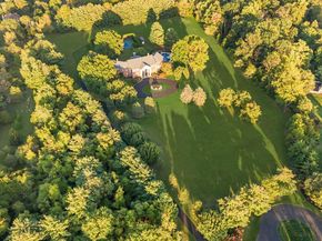 7 Woodland Road, Newtown PA 18940