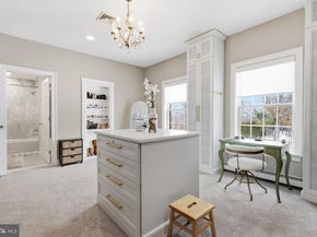 7 Woodland Road, Newtown PA 18940